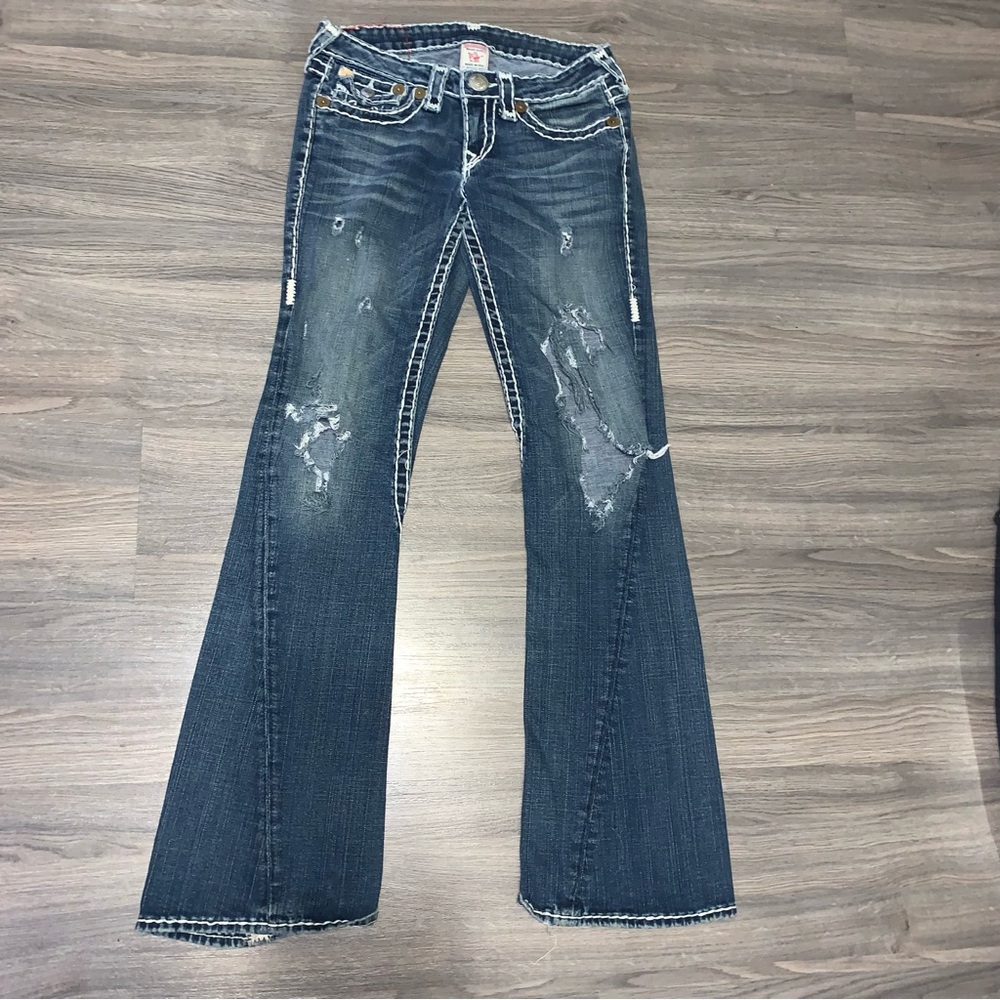 Authentic womens True Religion Ripped Joey Super T Jeans. Size 27